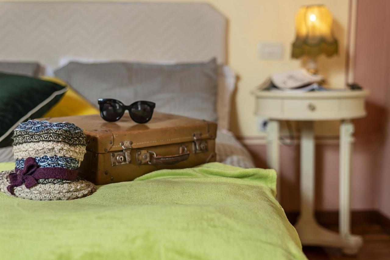Borgo Agli Scudi Suite&Breakfast 坎丕里亚麦利蒂玛 外观 照片