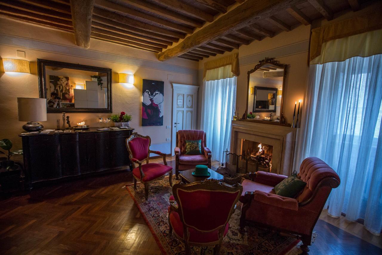 Borgo Agli Scudi Suite&Breakfast 坎丕里亚麦利蒂玛 外观 照片
